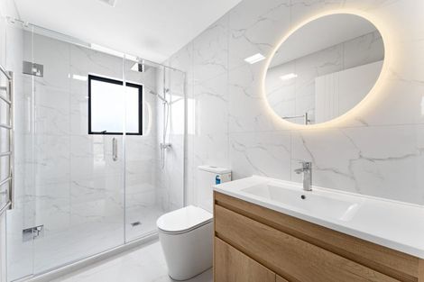 Photo of property in 13b Lipton Grove, Opaheke, Papakura, 2113