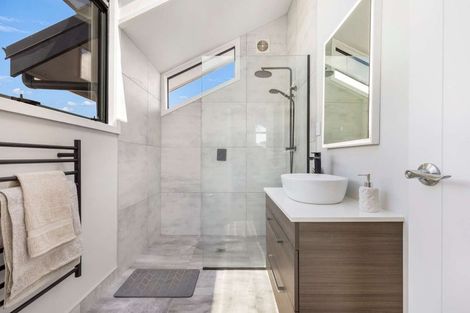 Photo of property in 44 Lynmore Avenue, Lynmore, Rotorua, 3010