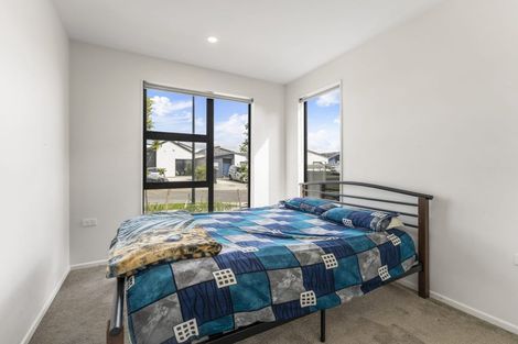 Photo of property in 14 Horokaka Street, Massey, 0614
