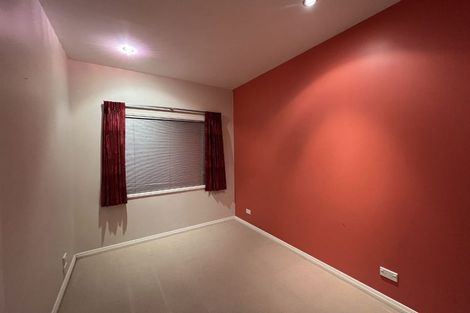Photo of property in 19 East Coast Road, Milford, Auckland, 0620