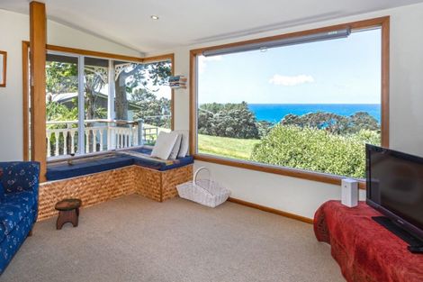 Photo of property in 405 Onemana Drive, Onemana, Whangamata, 3691