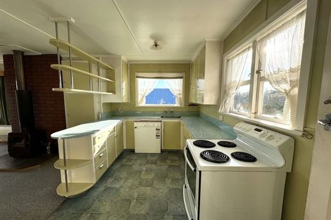 Photo of property in 5 Stevenson Street, Balclutha, 9230