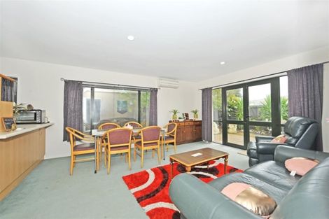 Photo of property in 1/2 Leamington Street, Addington, Christchurch, 8024