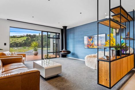 Photo of property in 12 Round Hill Rise, Cracroft, Christchurch, 8022