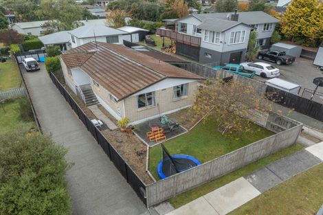 Photo of property in 86 Tamatea Road, Taupo, 3330