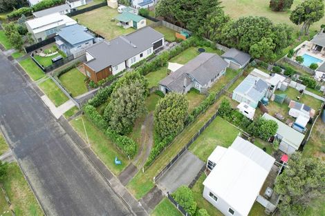 Photo of property in 20 Rua Avenue, Waitarere Beach, Levin, 5510