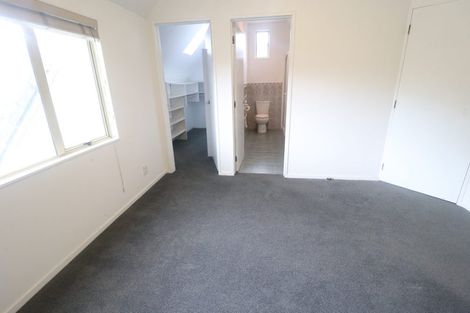 Photo of property in 8 Bushlands Park Drive, Albany, Auckland, 0632