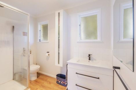 Photo of property in 11 Woburn Street, Waipukurau, 4200