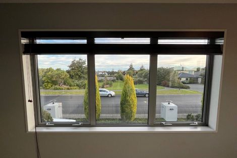 Photo of property in 17 Saddleback Green, Halswell, Christchurch, 8025