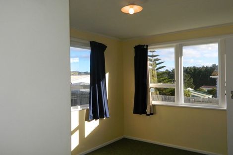 Photo of property in 39 Niagara Street, Waitangirua, Porirua, 5024
