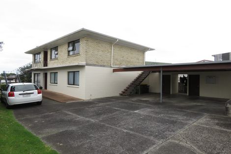 Photo of property in 3/3 Blease Street, New Lynn, Auckland, 0600