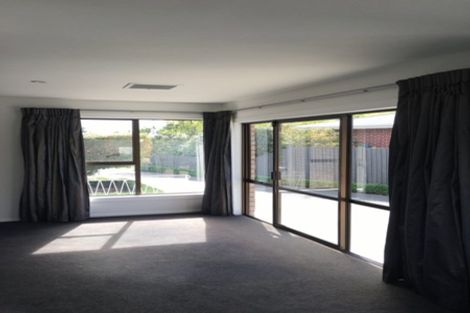 Photo of property in 10 Blossomdale Place, Bishopdale, Christchurch, 8053