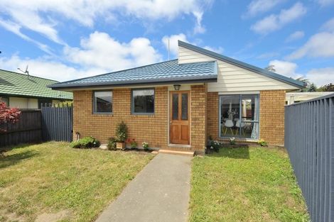 Photo of property in 8 Barcelona Place, Bromley, Christchurch, 8062