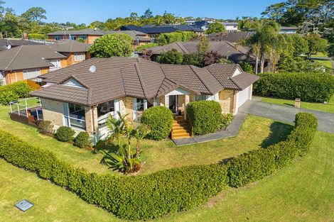 Photo of property in 1 Anchorite Way, Red Beach, 0932
