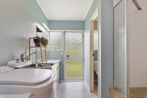 Photo of property in 16 Henare Place, Tihiotonga, Rotorua, 3015