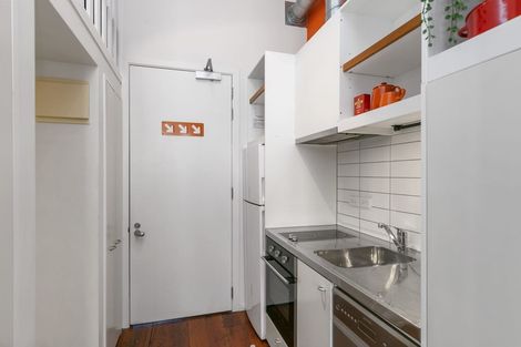 Photo of property in Hannahs Warehouse, 3/13 Leeds Street, Te Aro, Wellington, 6011