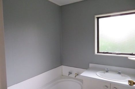 Photo of property in 2/11 Kamahi Street, Stokes Valley, Lower Hutt, 5019