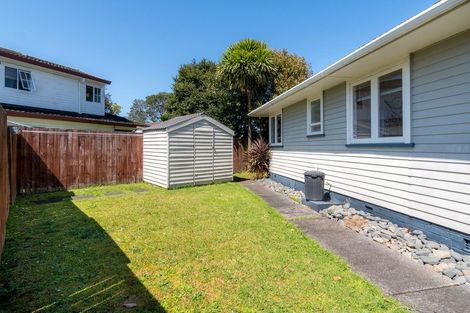 Photo of property in 47 Hereford Street, Te Atatu Peninsula, Auckland, 0610