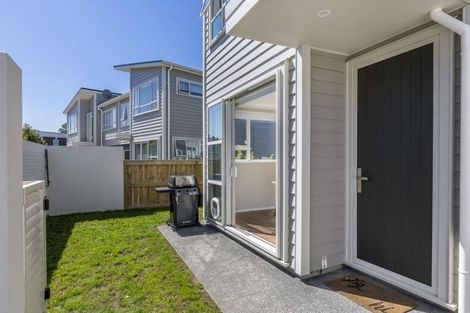 Photo of property in 101 Karepiro Drive, Stanmore Bay, Whangaparaoa, 0932