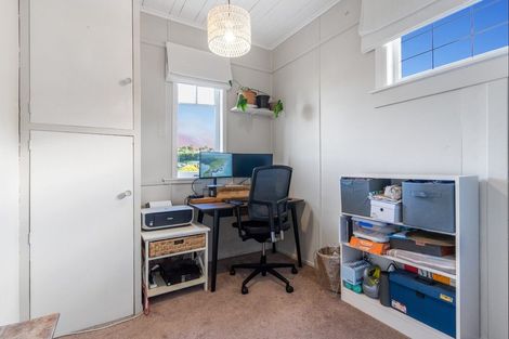 Photo of property in 220 Waitaha Road, Welcome Bay, Tauranga, 3112