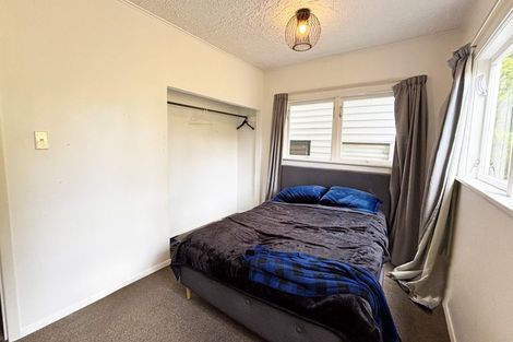 Photo of property in 37 Bird Grove, Stokes Valley, Lower Hutt, 5019