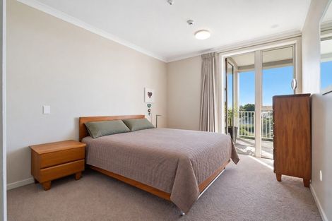 Photo of property in 38 Rewa Rewa Lane, Orewa, 0931