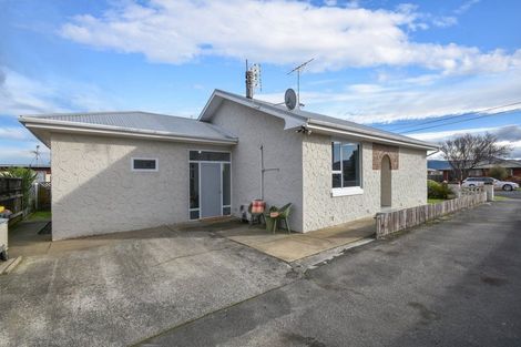 Photo of property in 12 Severn Street, Green Island, Dunedin, 9018