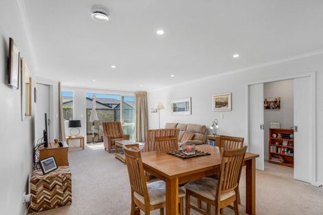 Photo of property in Waterview Estate, 18/4 Greystone Place, Omokoroa, 3114