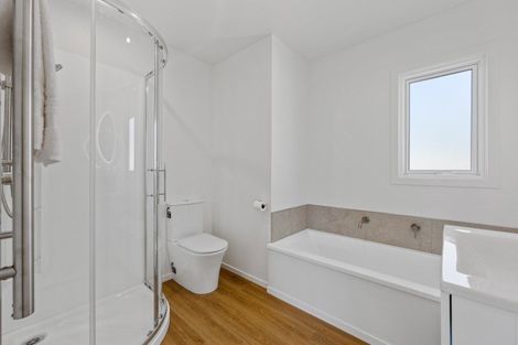 Photo of property in 160 South Road, Spotswood, New Plymouth, 4310