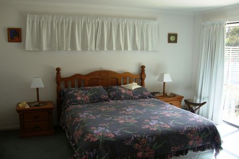 Photo of property in 28 Halyard Loop, Haruru, 0204