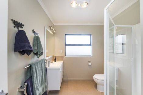 Photo of property in 76 Cashmere Drive, Fitzherbert, Palmerston North, 4410