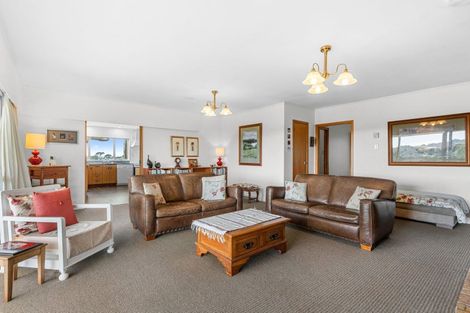 Photo of property in 115 Addison Road, Pataua South, Onerahi, 0192