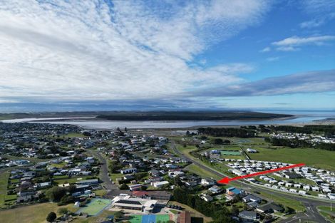 Photo of property in 31 Nash Parade, Foxton Beach, Foxton, 4815