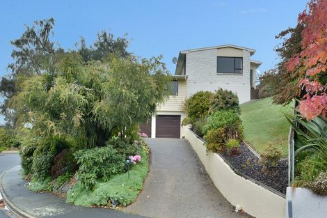 Photo of property in 35 Pioneer Crescent, Helensburgh, Dunedin, 9010