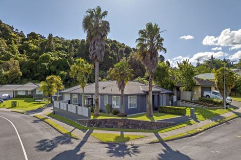 Photo of property in 1 The Fairway, Whakatane, 3120