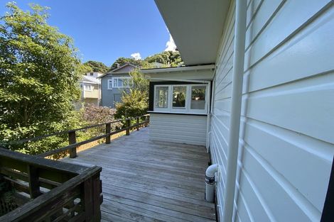 Photo of property in 17 Rakau Road, Hataitai, Wellington, 6021
