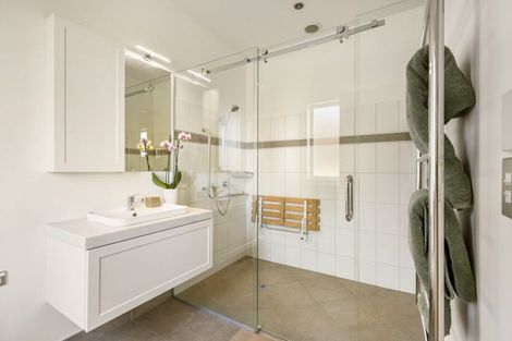 Photo of property in 31 Matheson Crescent, Albert Town, Wanaka, 9305