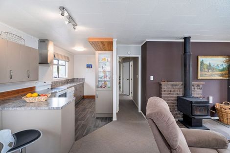 Photo of property in 3 Poplar Street, Whitianga, 3510