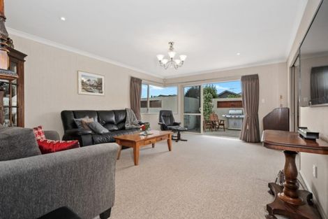 Photo of property in 9 Glenmonarch Place, Pyes Pa, Tauranga, 3112