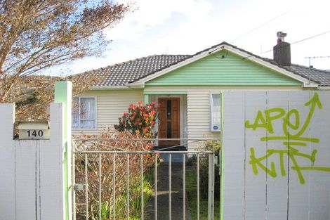 Photo of property in 140 Main Road, Wainuiomata, Lower Hutt, 5014
