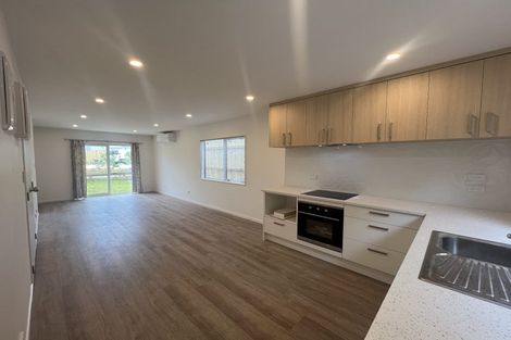 Photo of property in 7 Sheralee Place, Bucklands Beach, Auckland, 2014
