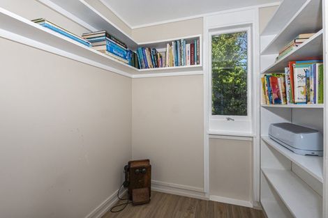 Photo of property in 17 Kowhai Park Road, Maunu, Whangarei, 0110