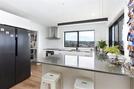 Photo of property in 51 Glendevon Place, Vauxhall, Dunedin, 9013