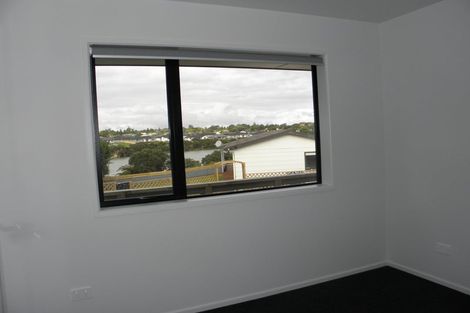 Photo of property in 93d Sandspit Road, Waiuku, 2123