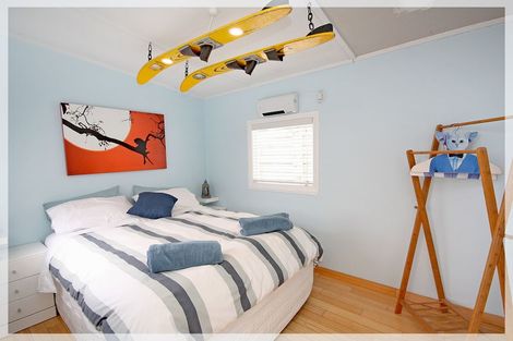 Photo of property in 16 Ocean Beach Street, Foxton Beach, Foxton, 4815