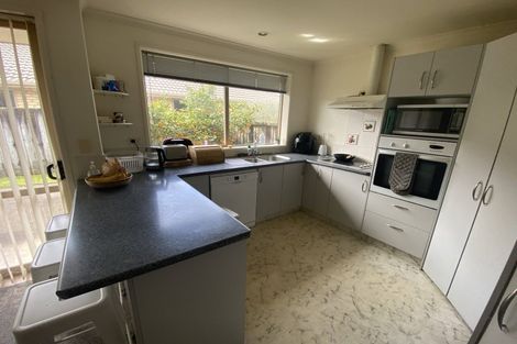 Photo of property in 199 Old Farm Road, Hamilton East, Hamilton, 3216