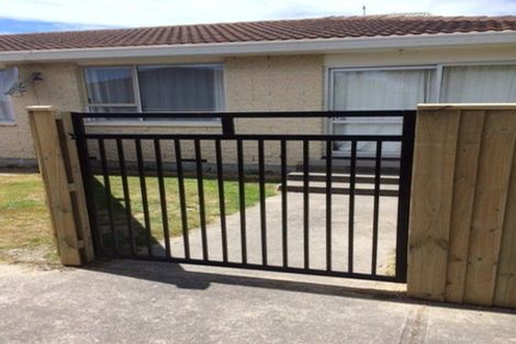 Photo of property in 1/3 Binstead Place, Avondale, Christchurch, 8061