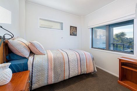 Photo of property in 1/7 Whitby Crescent, Mairangi Bay, Auckland, 0630