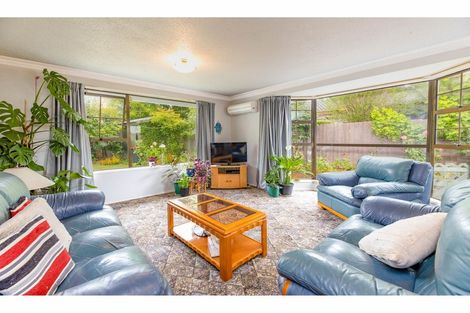 Photo of property in 2/37 Karnak Crescent, Russley, Christchurch, 8042