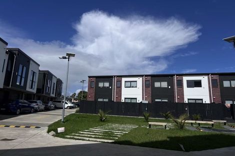Photo of property in 4/800 Chapel Road, Northpark, Auckland, 2016